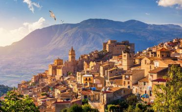 АВТЕНТИЧНА СИЦИЛИЯ - Torre Normanna 4* + БОНУС 6 включени екскурзии - полет от София